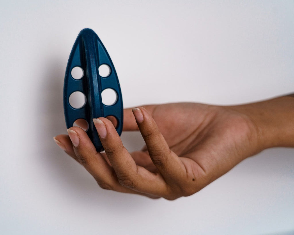 Pelvic floor strengthening tool - Femme Flexor 