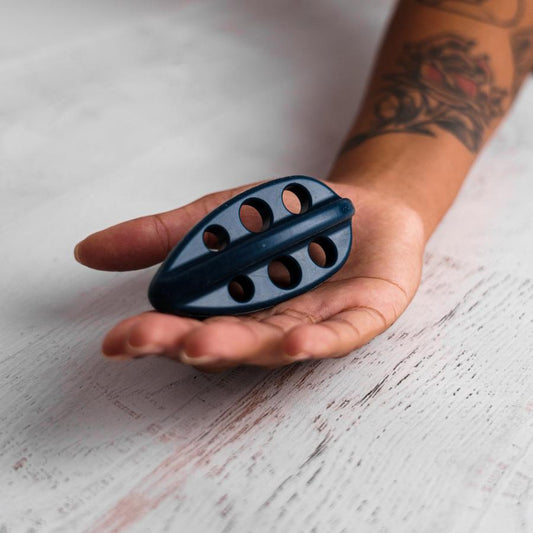 Pelvic floor strengthening tool - Femme Flexor 